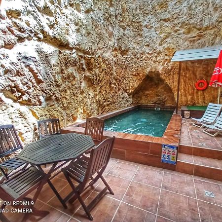 Town House With Private Pool In Village Centre Kalkara Luaran gambar