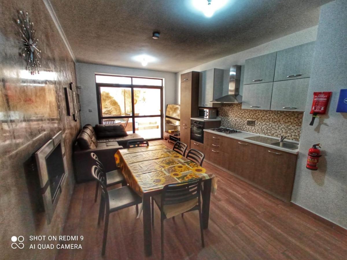 Town House With Private Pool In Village Centre Kalkara Luaran gambar