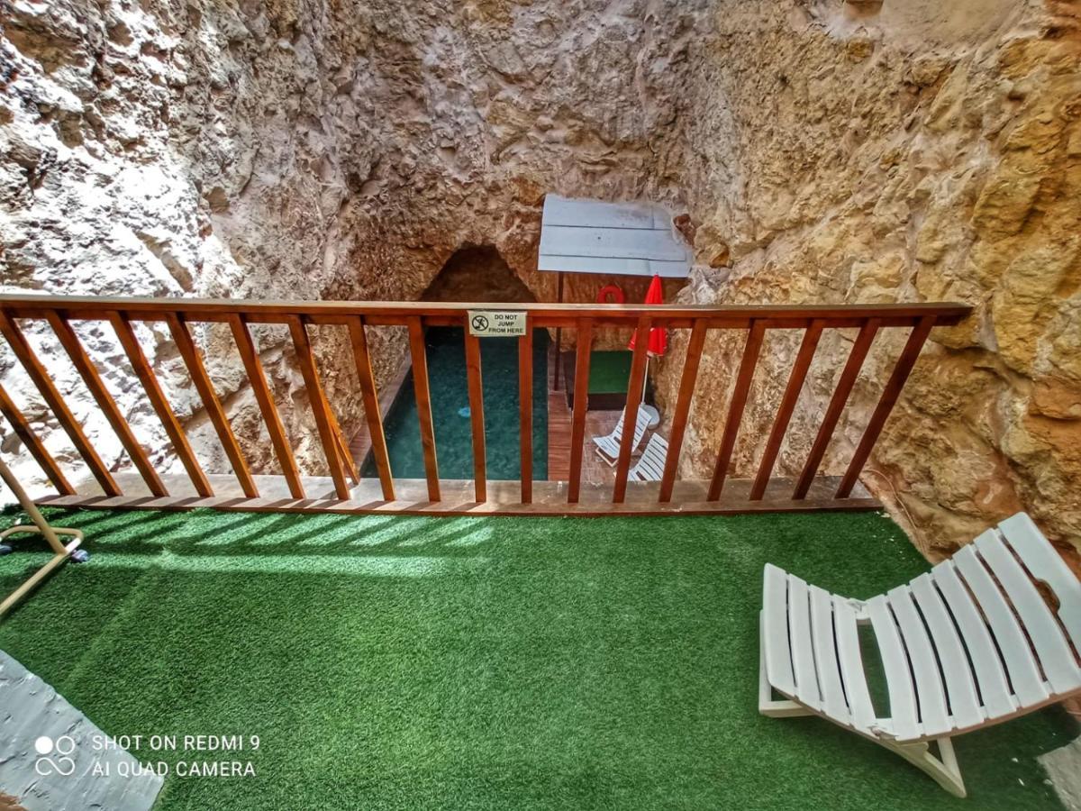 Town House With Private Pool In Village Centre Kalkara Luaran gambar